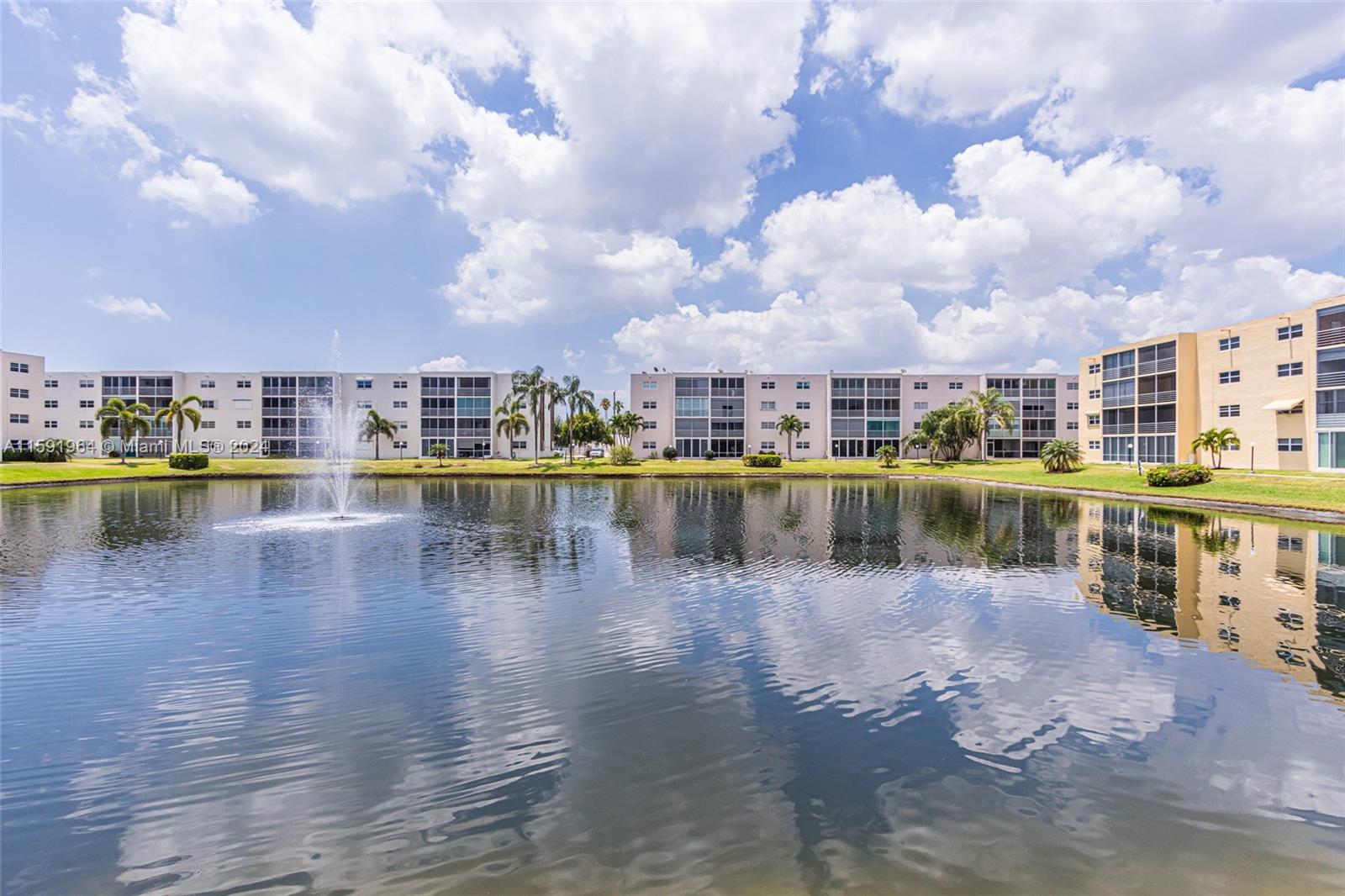 315 SE 11th Ter # 304