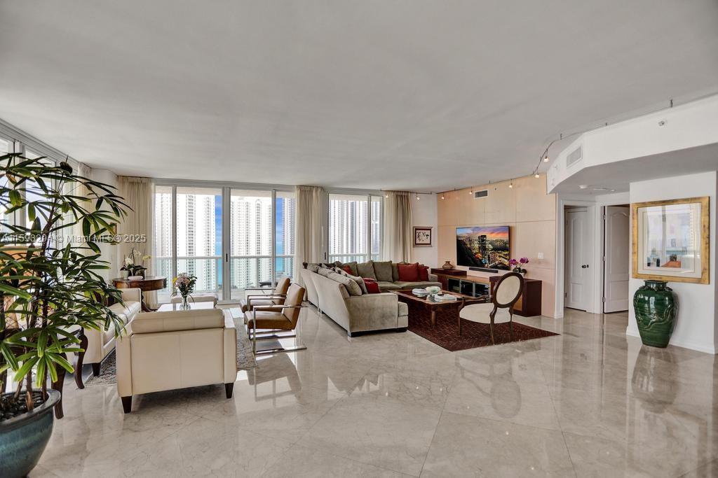16500 Collins Ave # 2651