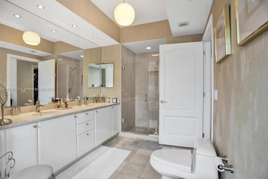 16500 Collins Ave # 2651