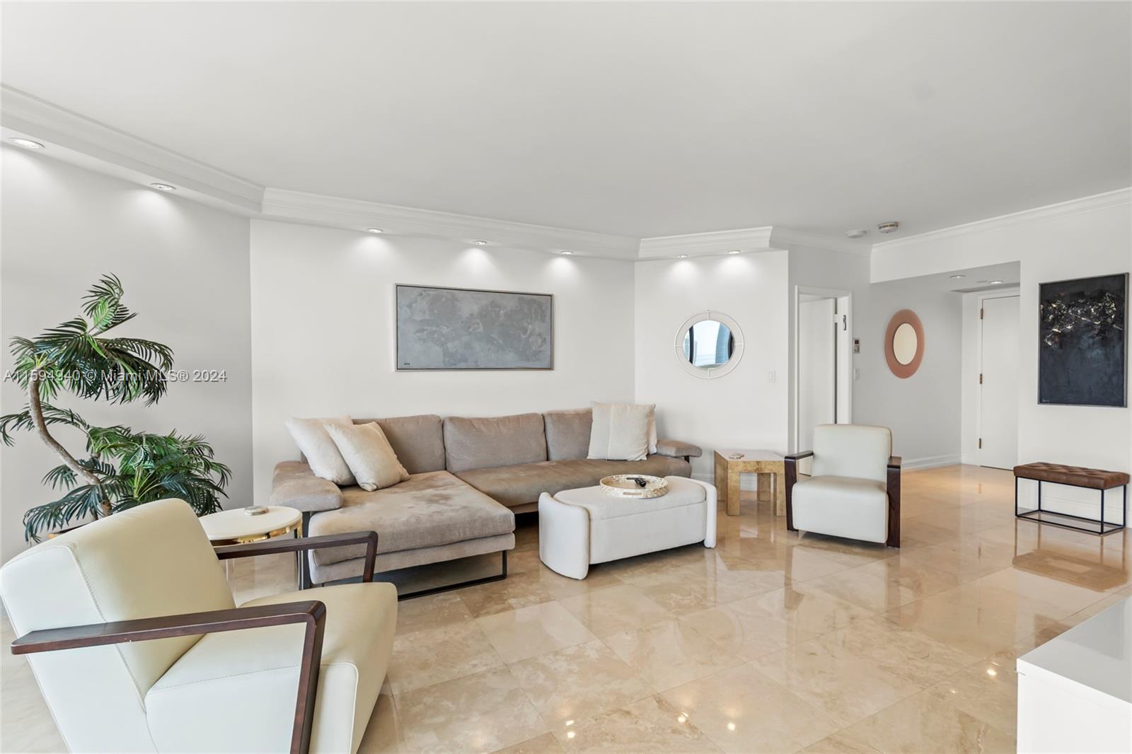 20191 E Country Club Dr # 1609