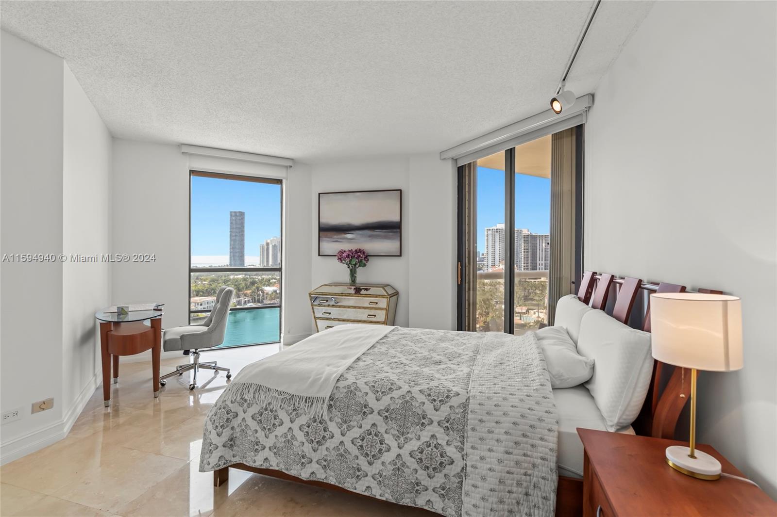 20191 E Country Club Dr # 1609