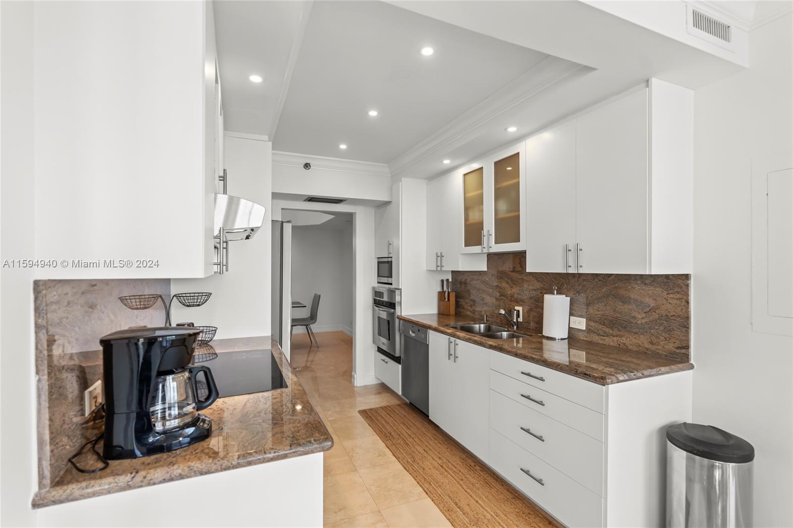 20191 E Country Club Dr # 1609