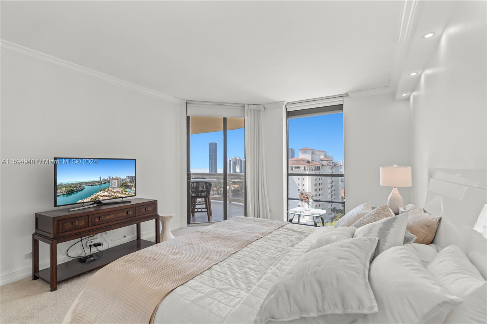 20191 E Country Club Dr # 1609