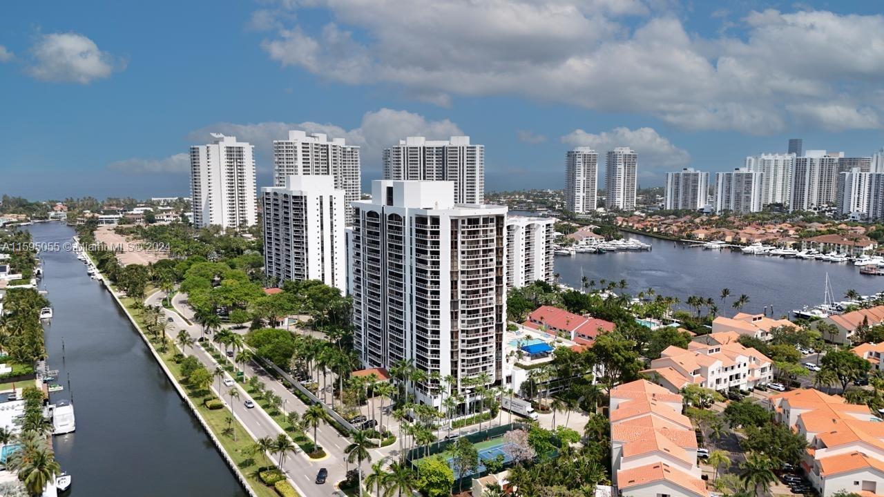 3600 Yacht Club Dr # 704