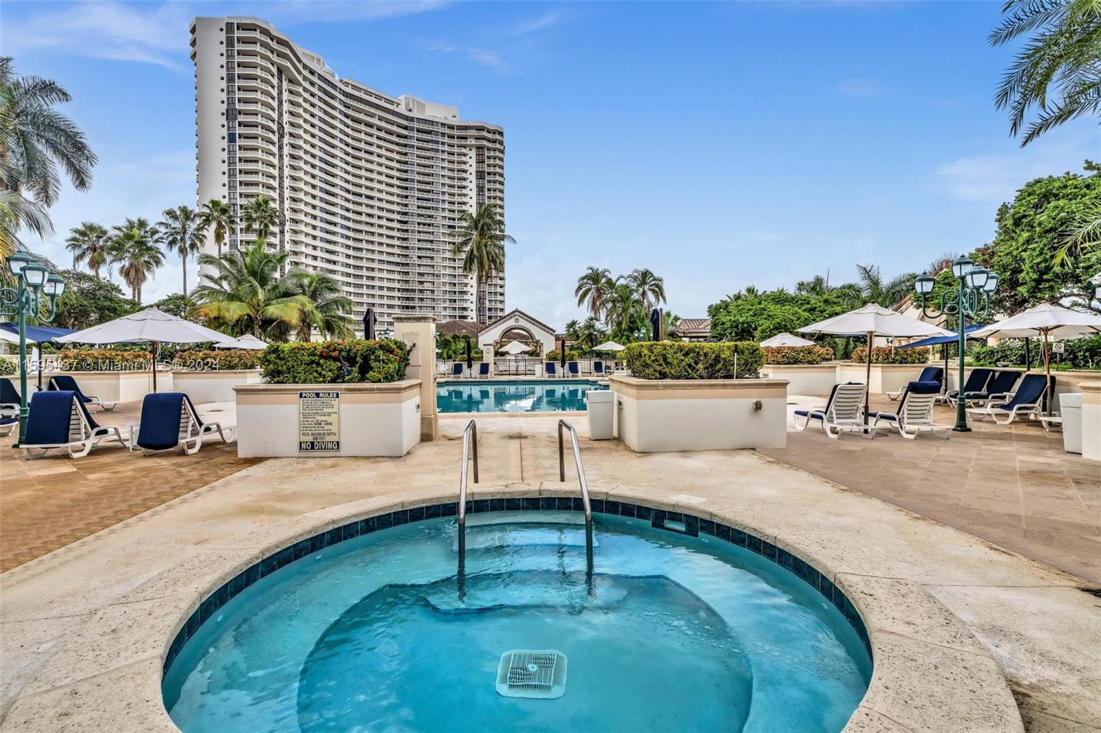 2000 Island Blvd # 2905