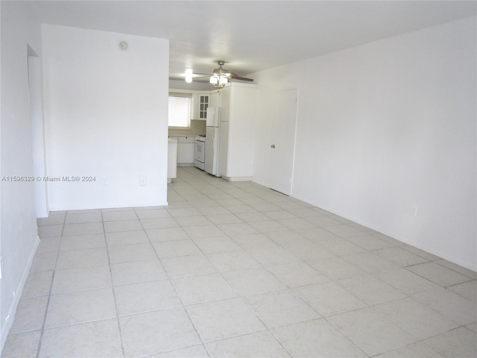 2250 Bay Dr # 10