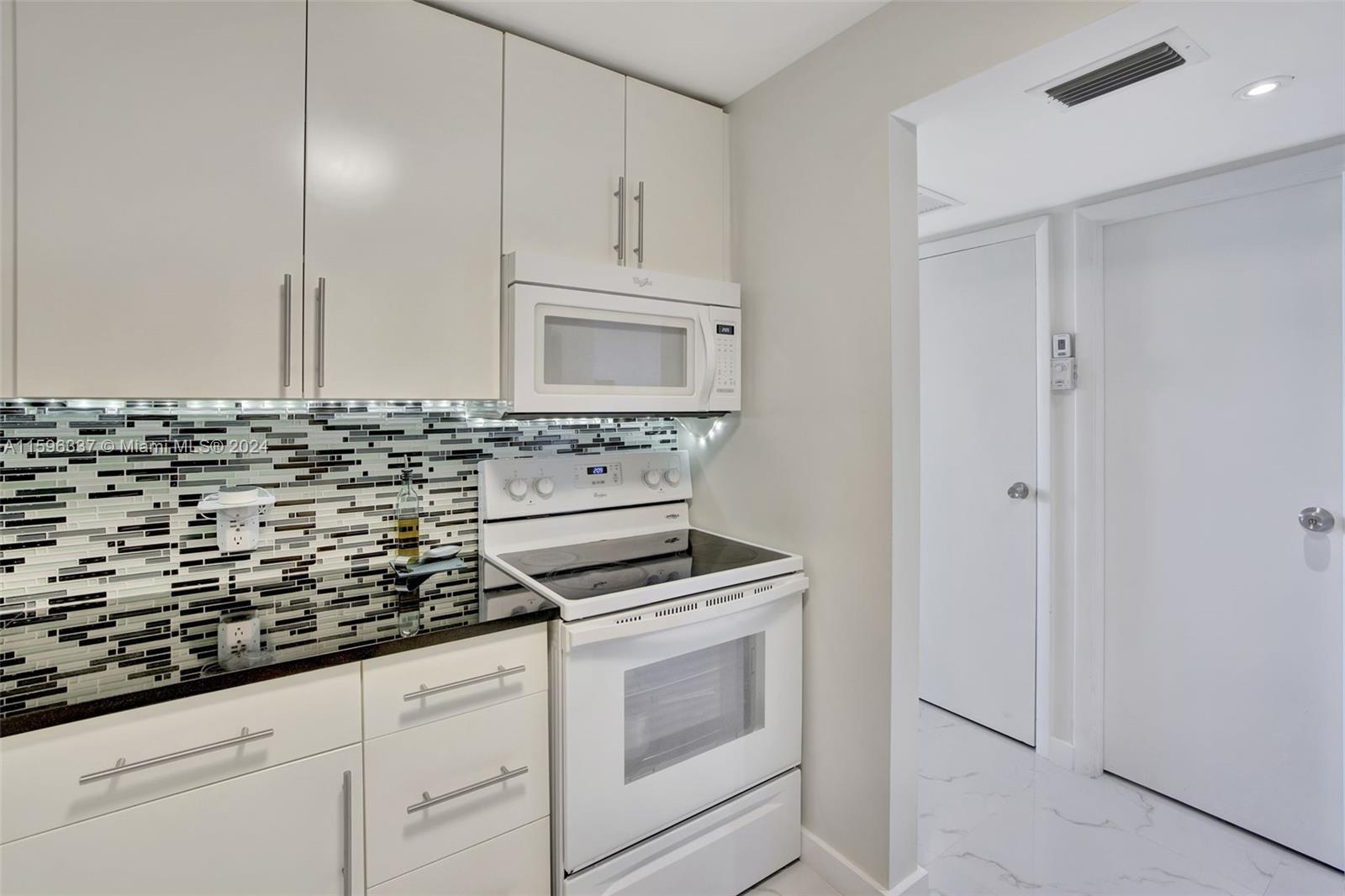20301 W Country Club Dr # 2227