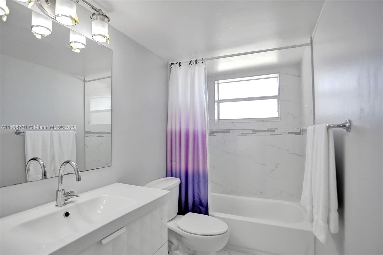 1770 NE 191st St # 1 Unit: 716-1