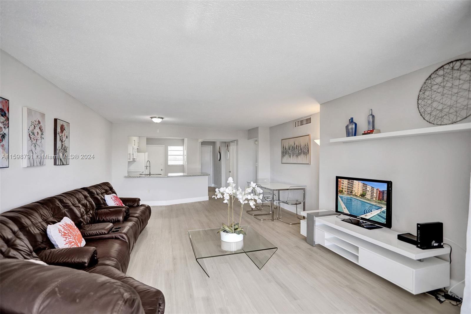 1770 NE 191st St # 1 Unit: 716-1