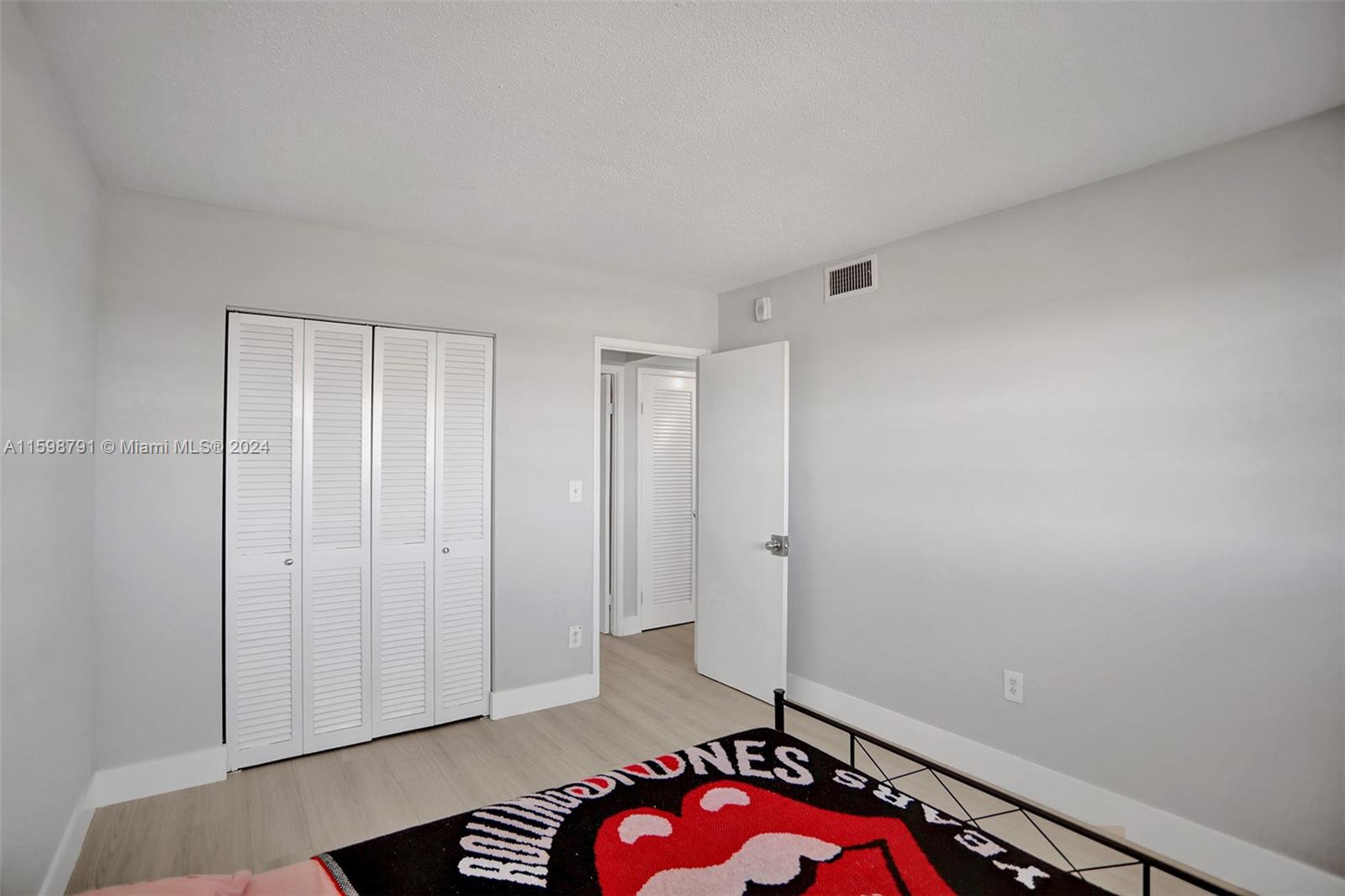 1770 NE 191st St # 1 Unit: 716-1