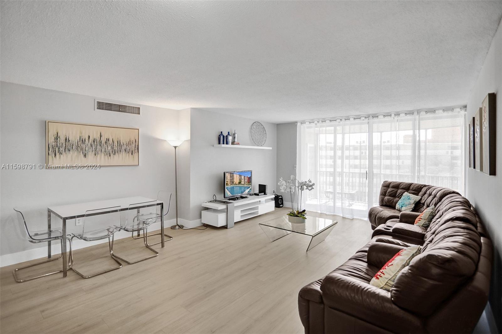 1770 NE 191st St # 1 Unit: 716-1