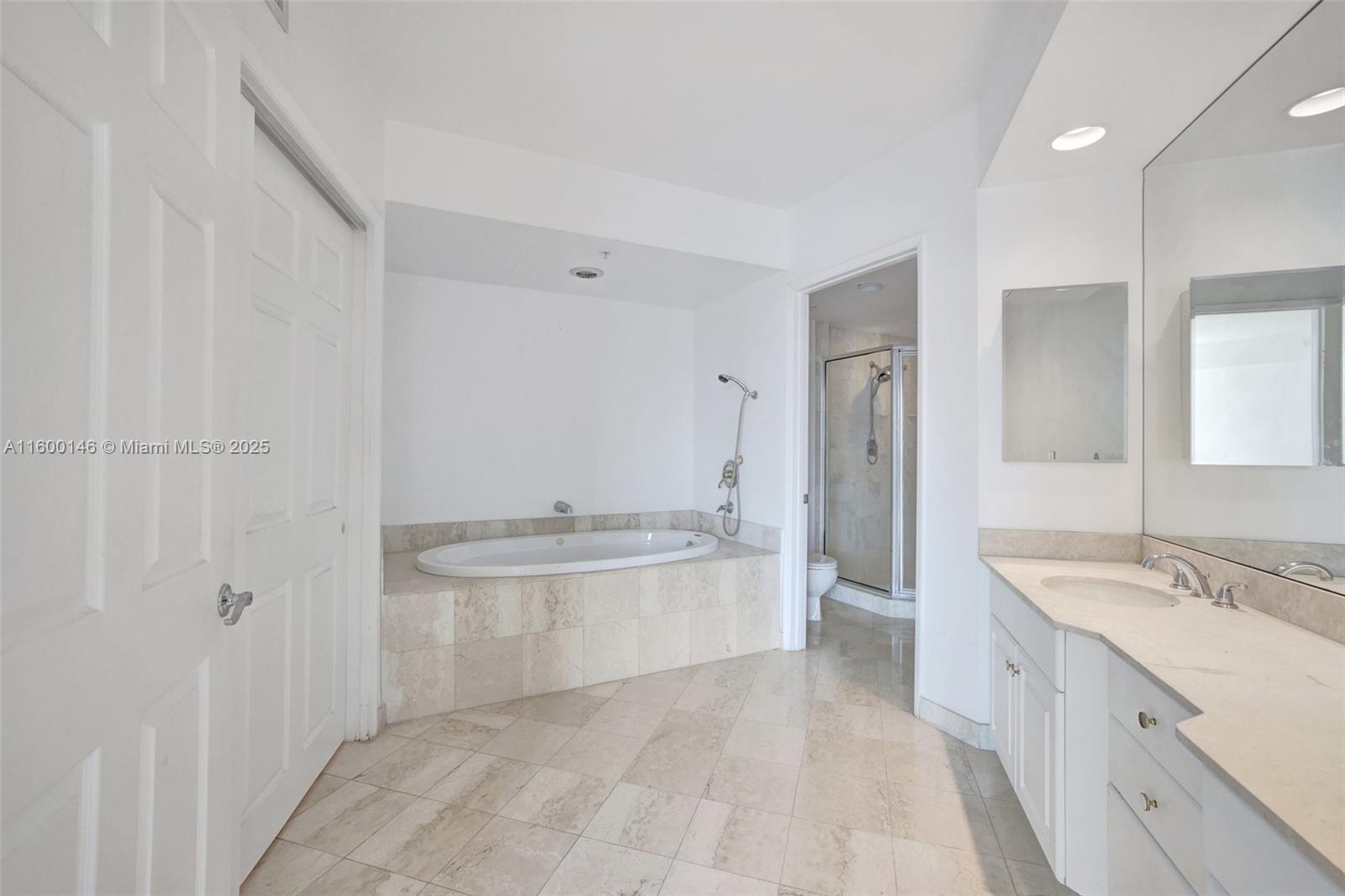 3370 Hidden Bay Dr # 1208