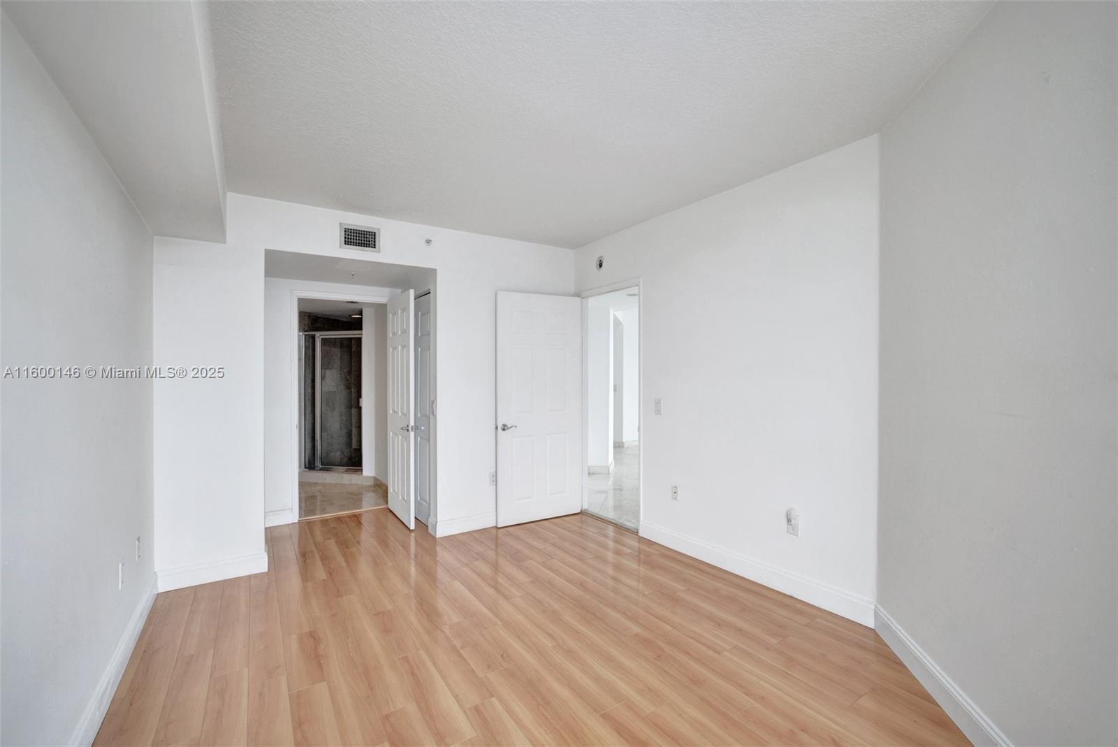 3370 Hidden Bay Dr # 1208