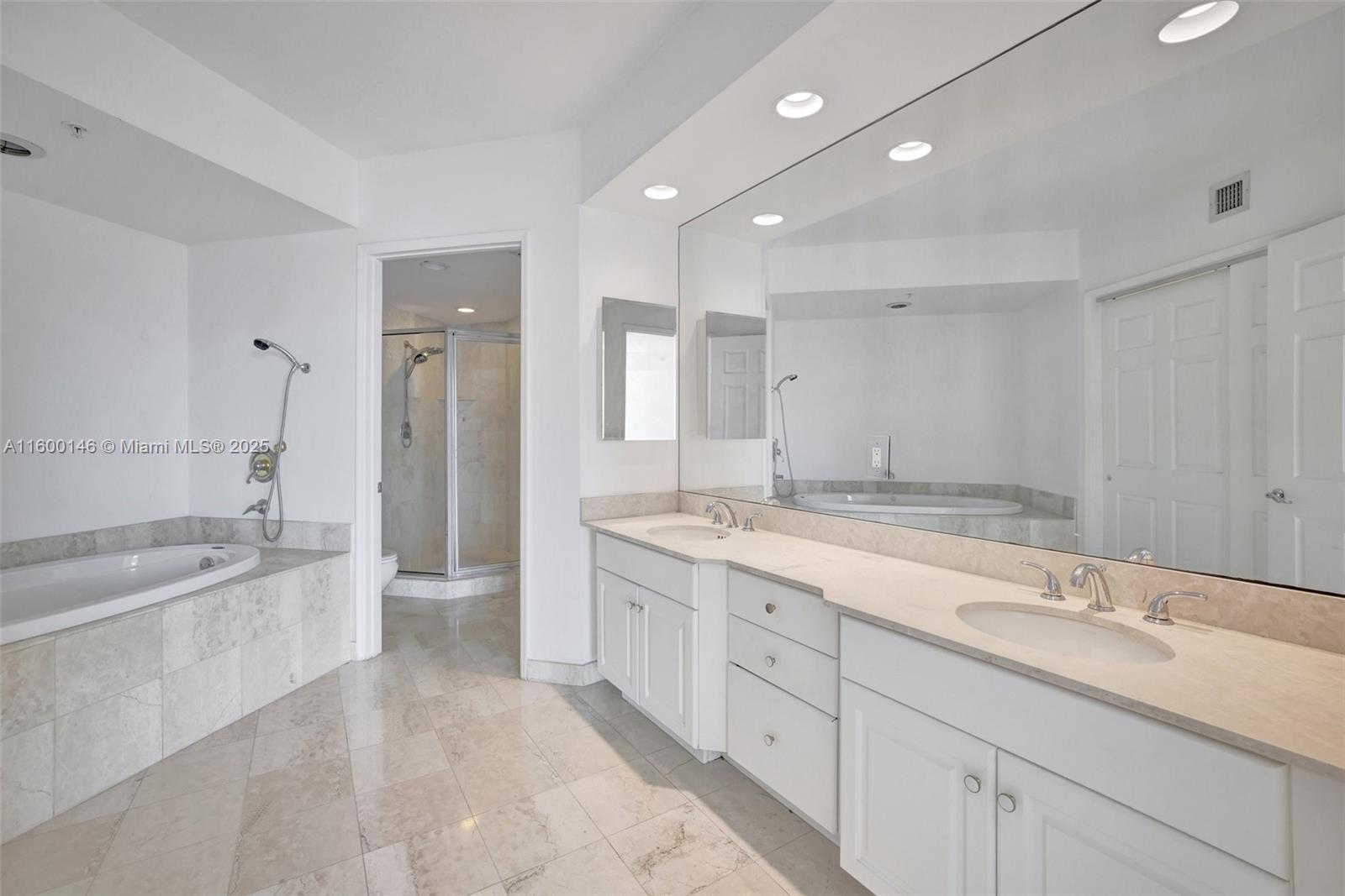 3370 Hidden Bay Dr # 1208