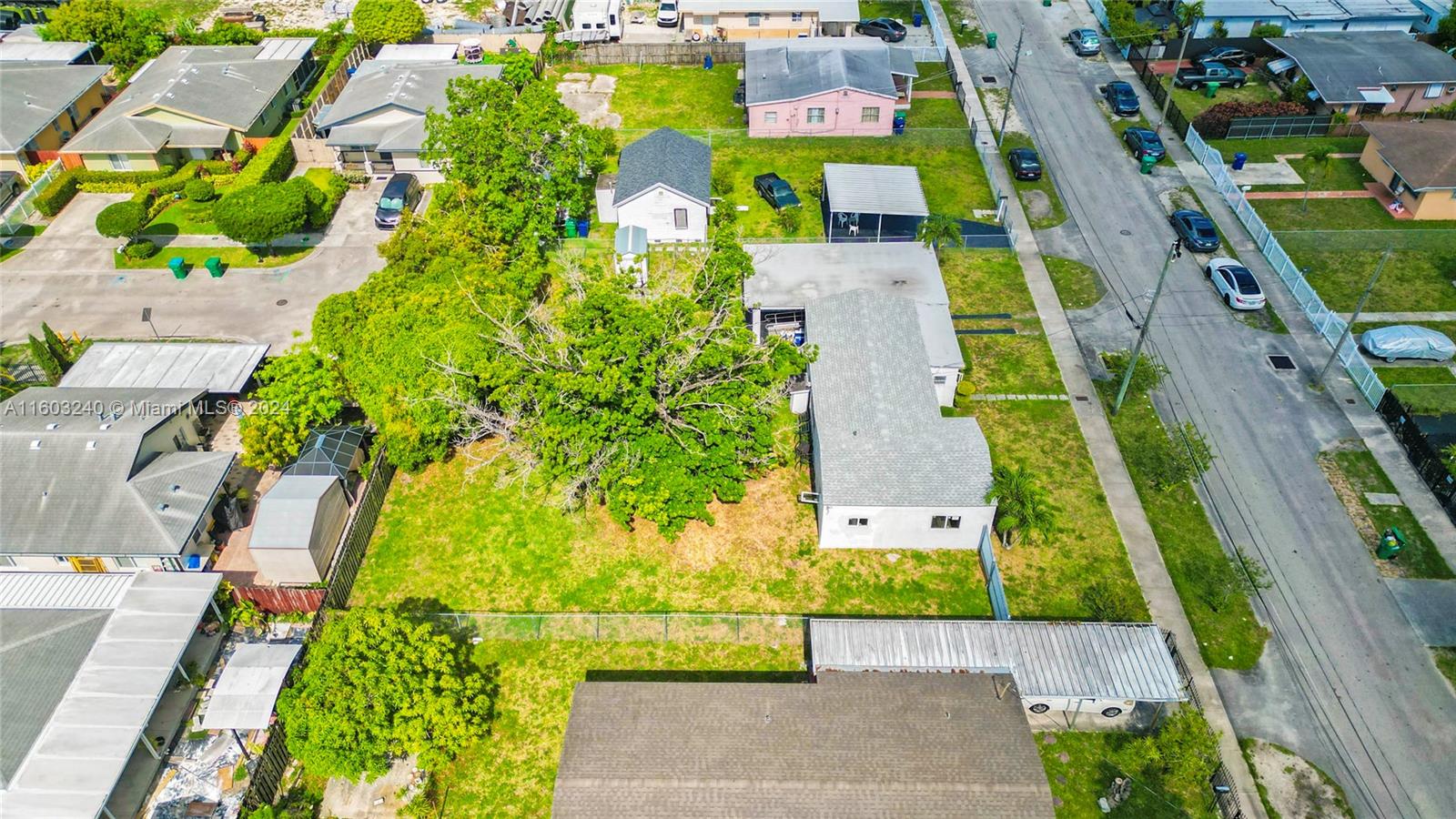 3136 NW 65th St