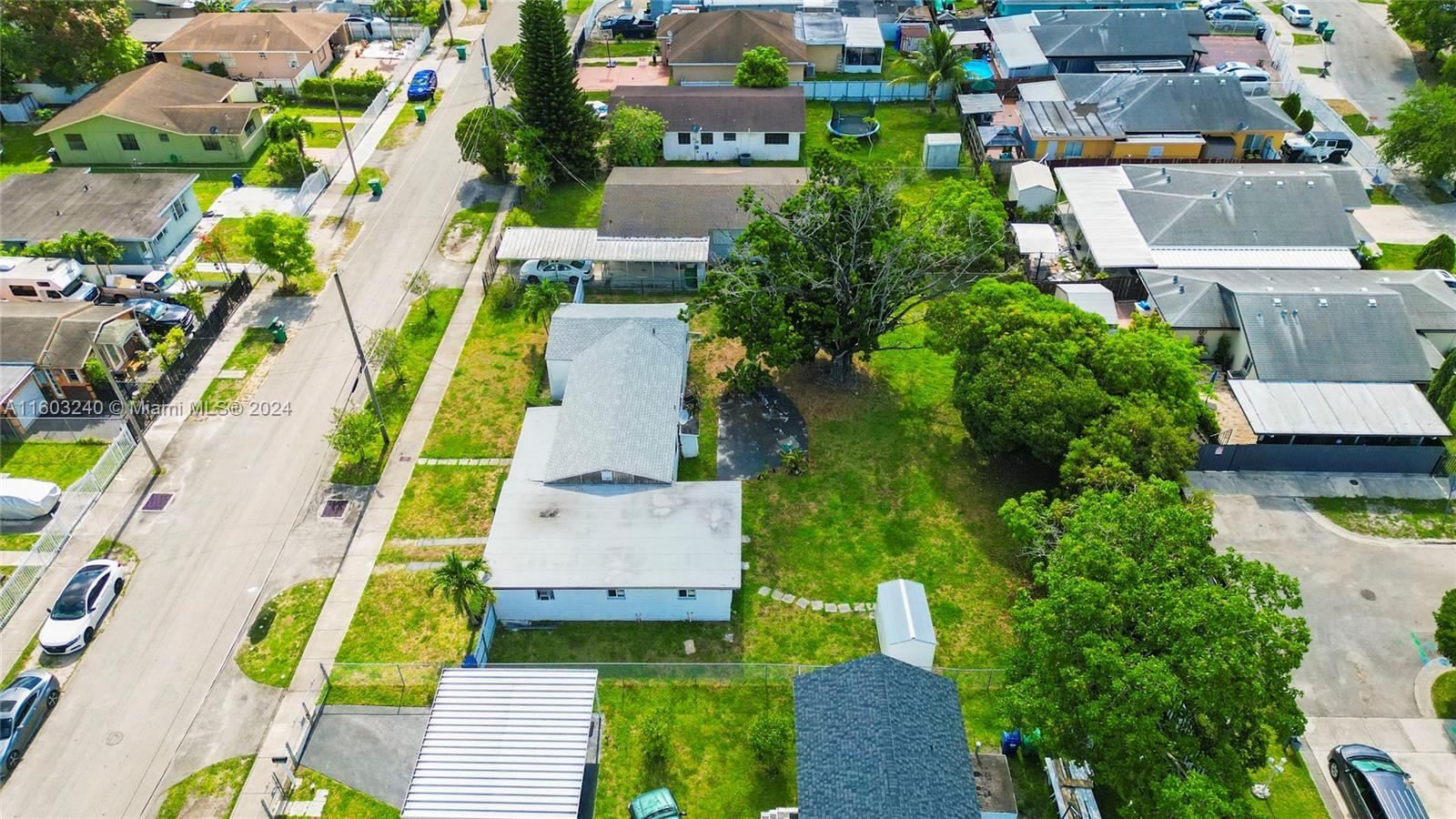 3136 NW 65th St