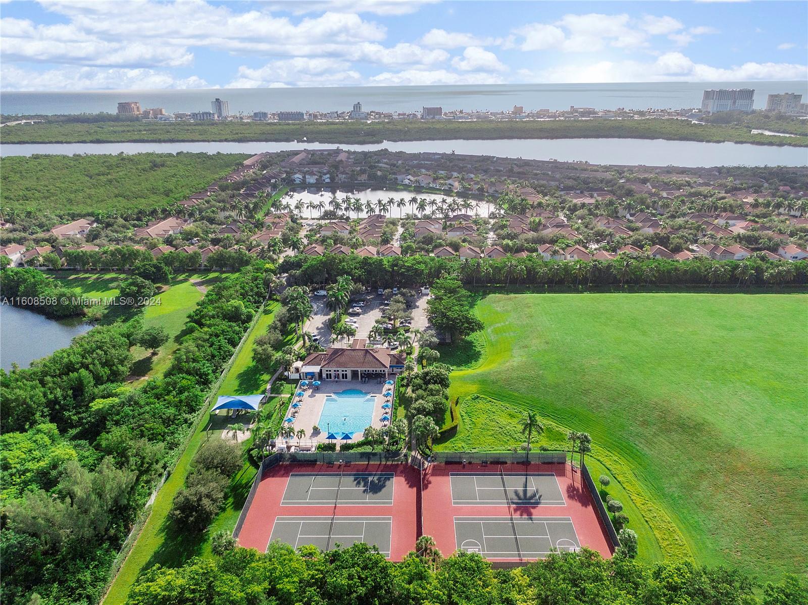 1870 Sweetbay Way Unit: -