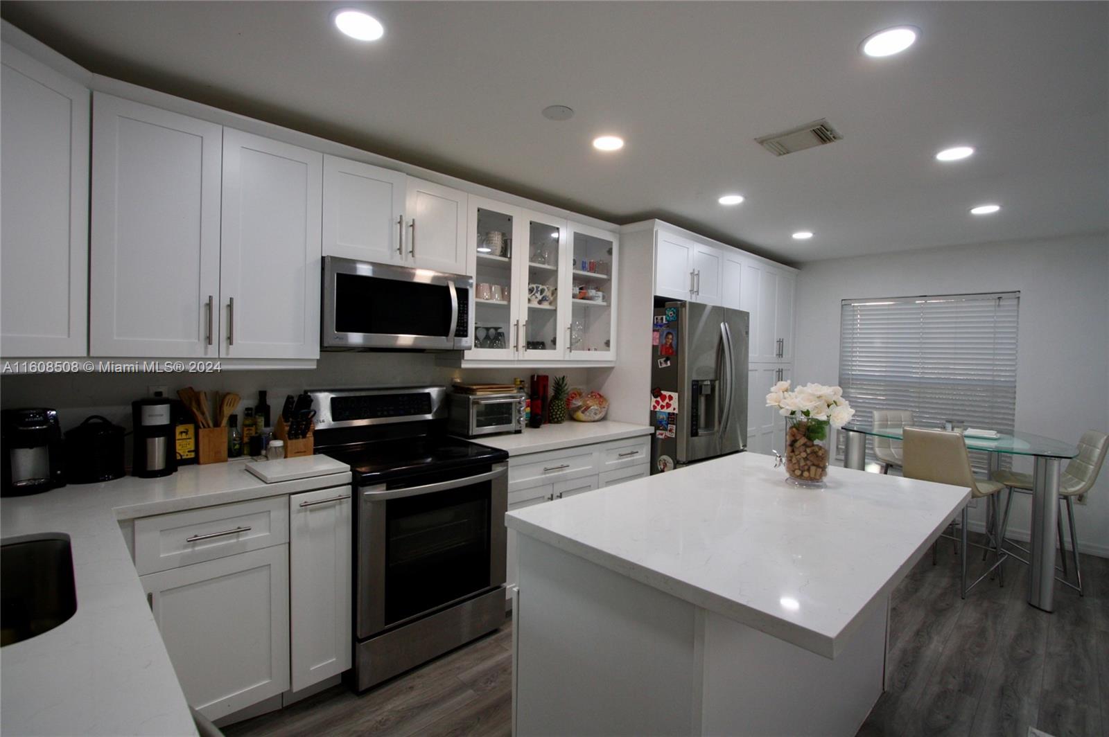 1870 Sweetbay Way Unit: -