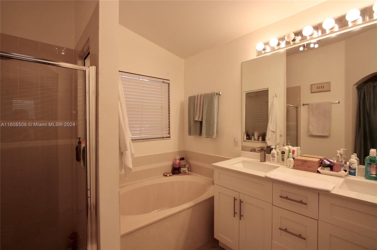 1870 Sweetbay Way Unit: -