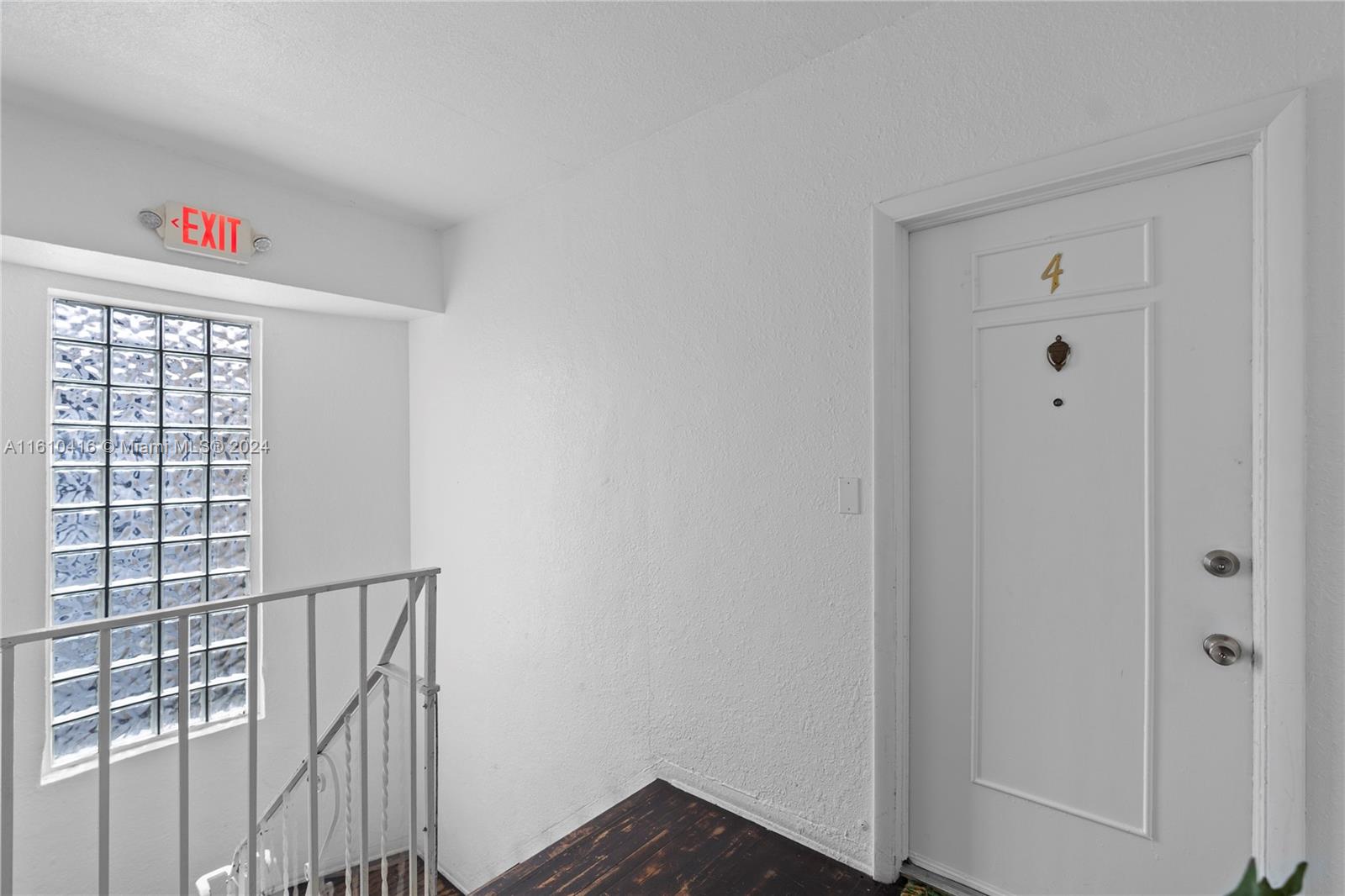 1228 Marseille Dr # 4