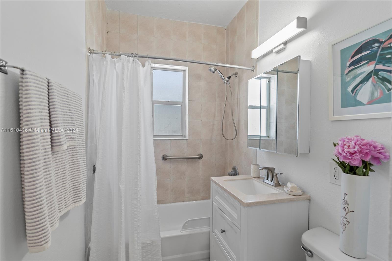 1228 Marseille Dr # 4