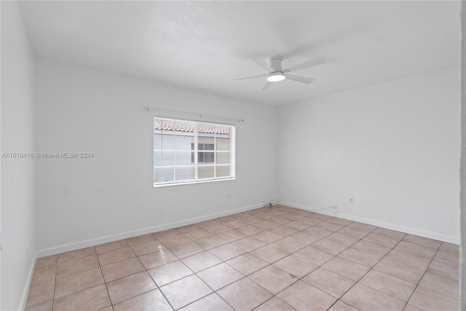 1228 Marseille Dr # 4