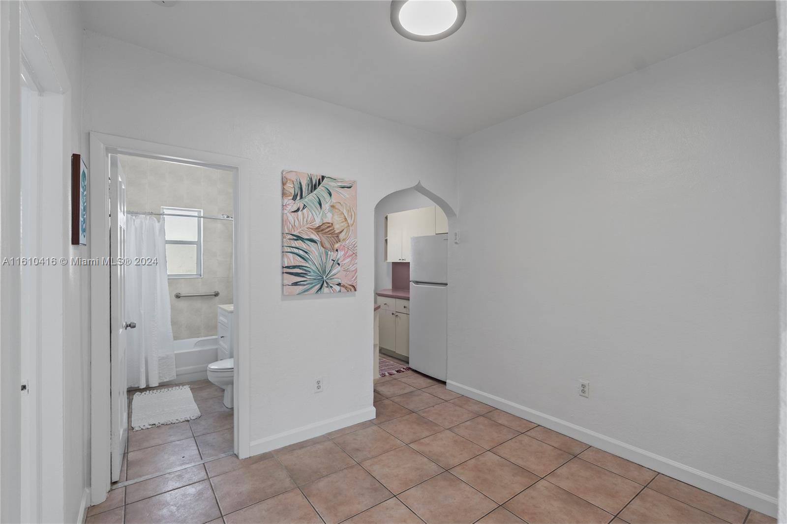 1228 Marseille Dr # 4