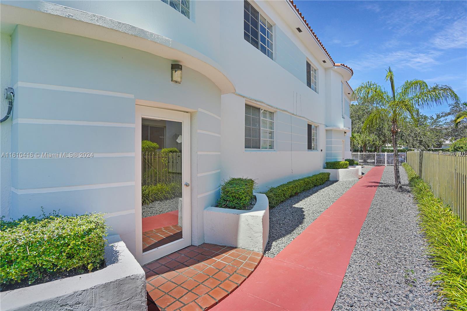 1228 Marseille Dr # 4