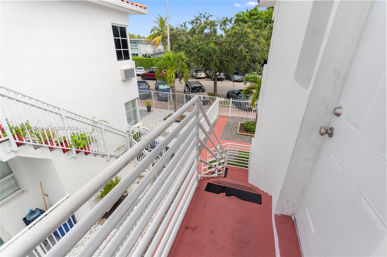 1228 Marseille Dr # 4