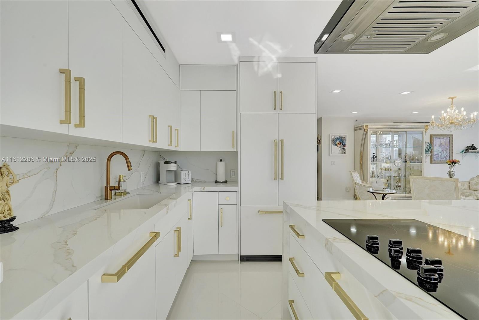 3000 Island Blvd # 1406