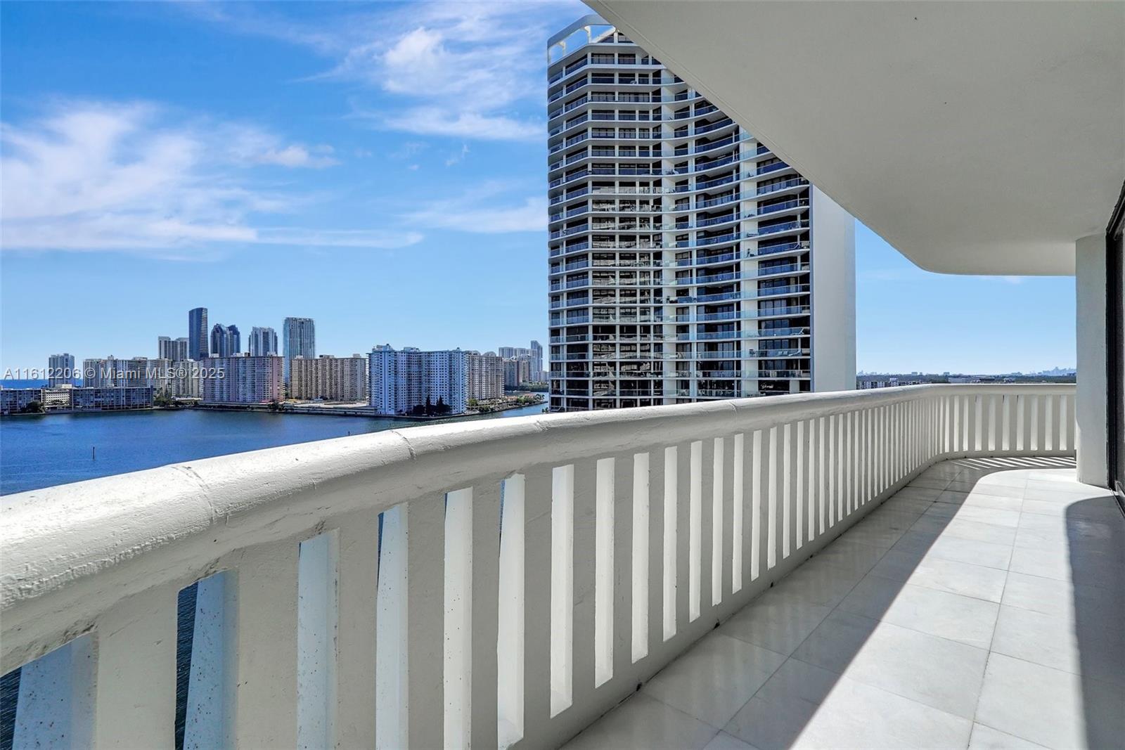 3000 Island Blvd # 1406