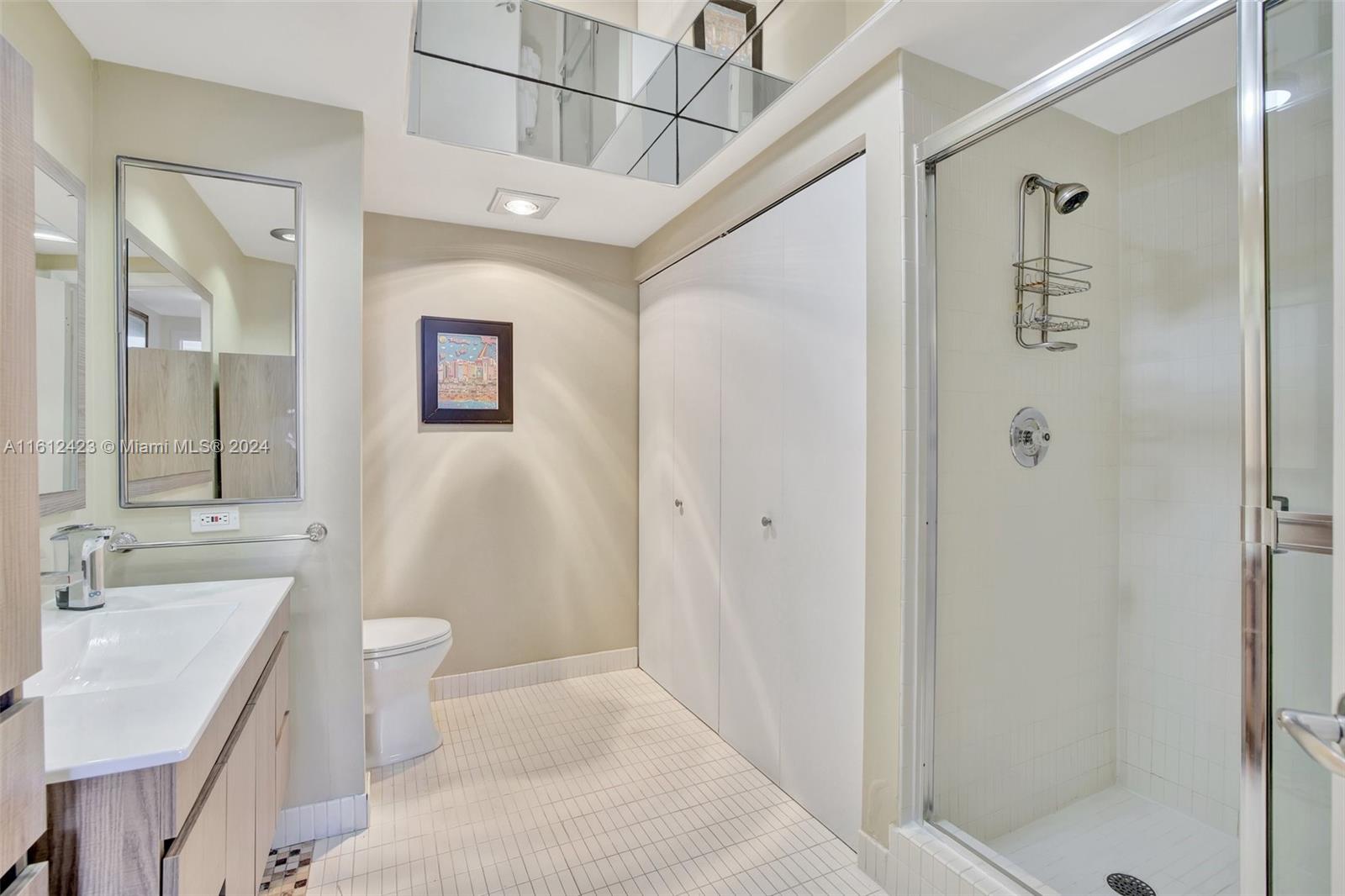 20281 E Country Club Dr # 1606