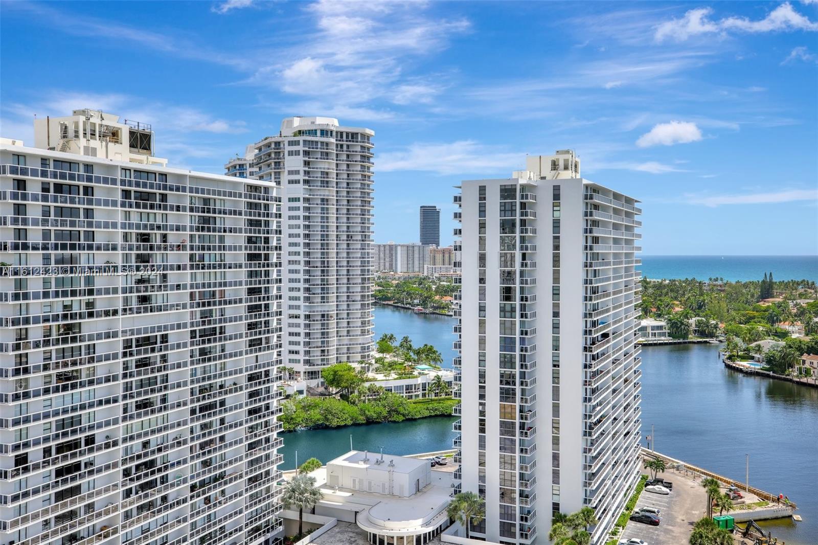 20281 E Country Club Dr # 1606