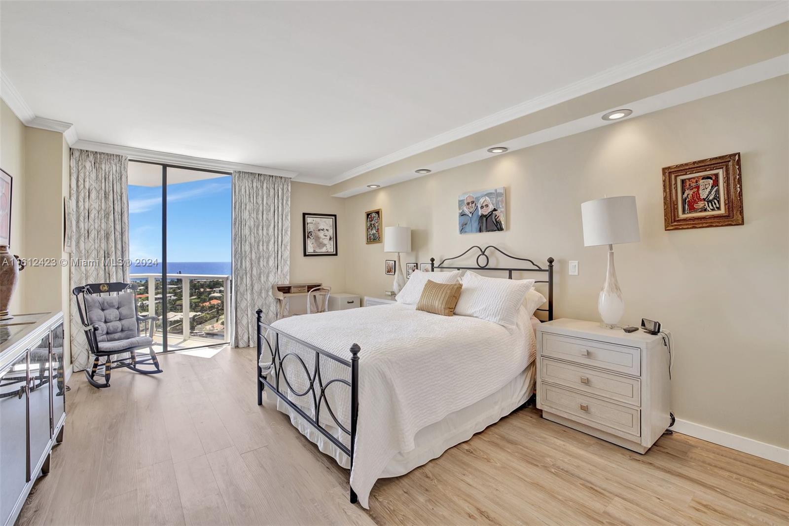 20281 E Country Club Dr # 1606