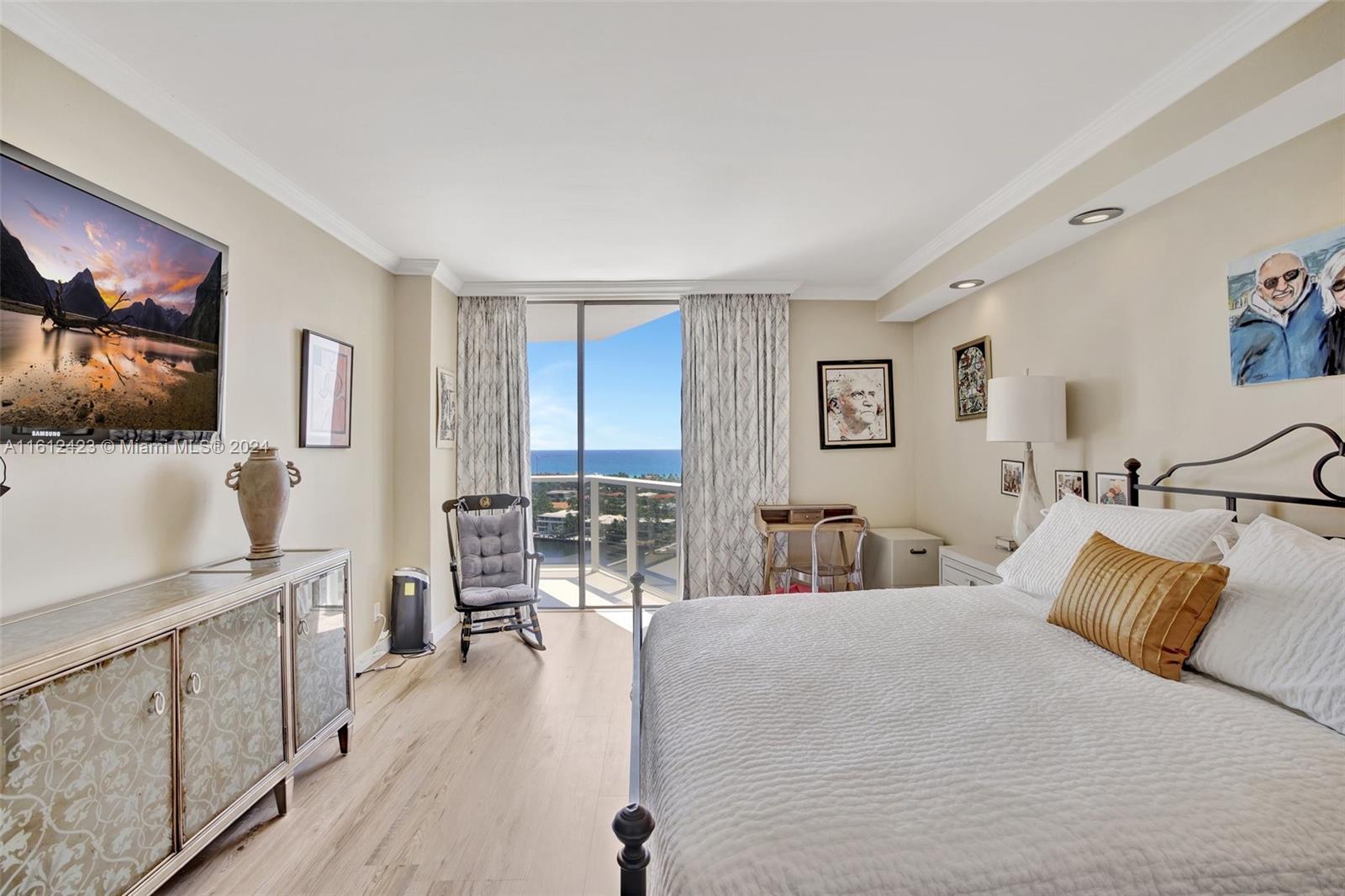 20281 E Country Club Dr # 1606