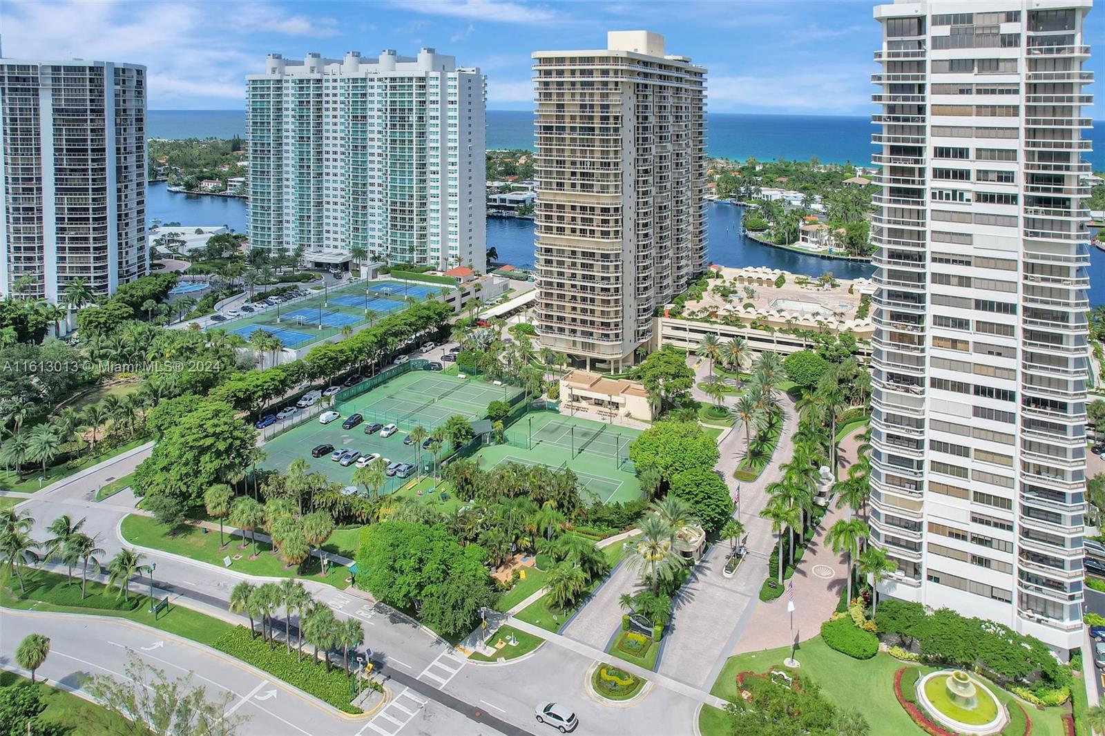 20191 E Country Club Dr # 2206
