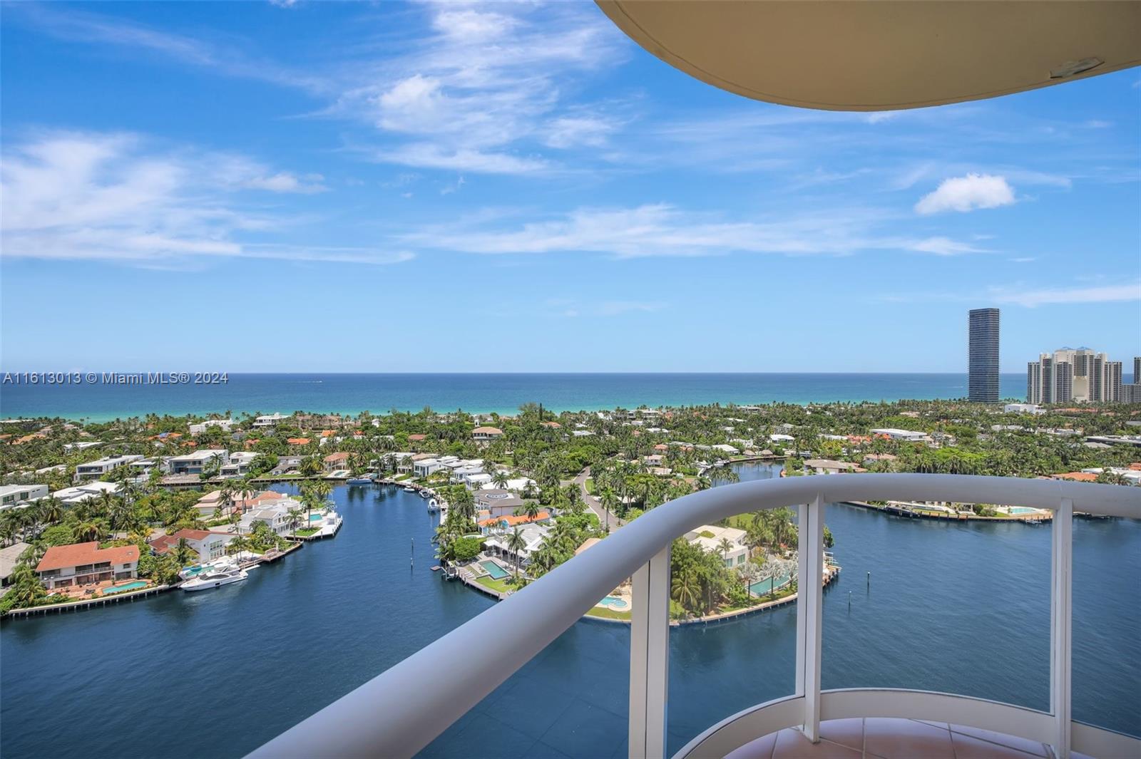 20191 E Country Club Dr # 2206