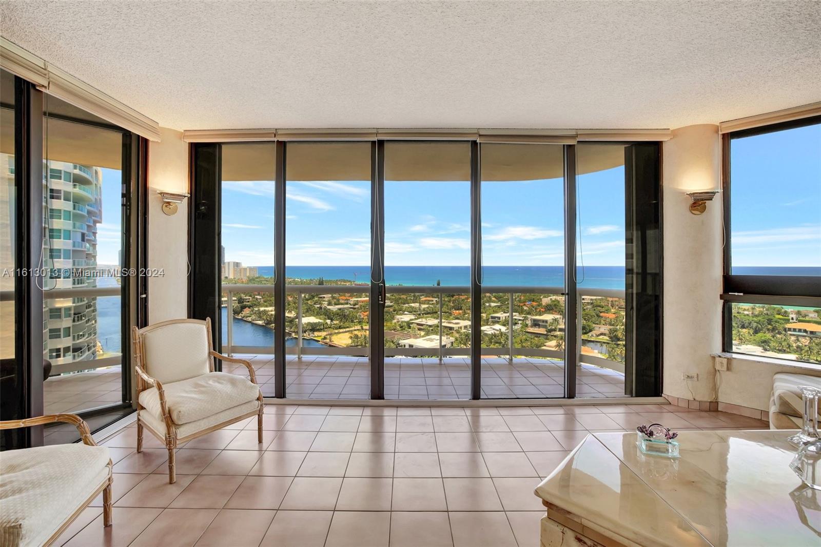 20191 E Country Club Dr # 2206