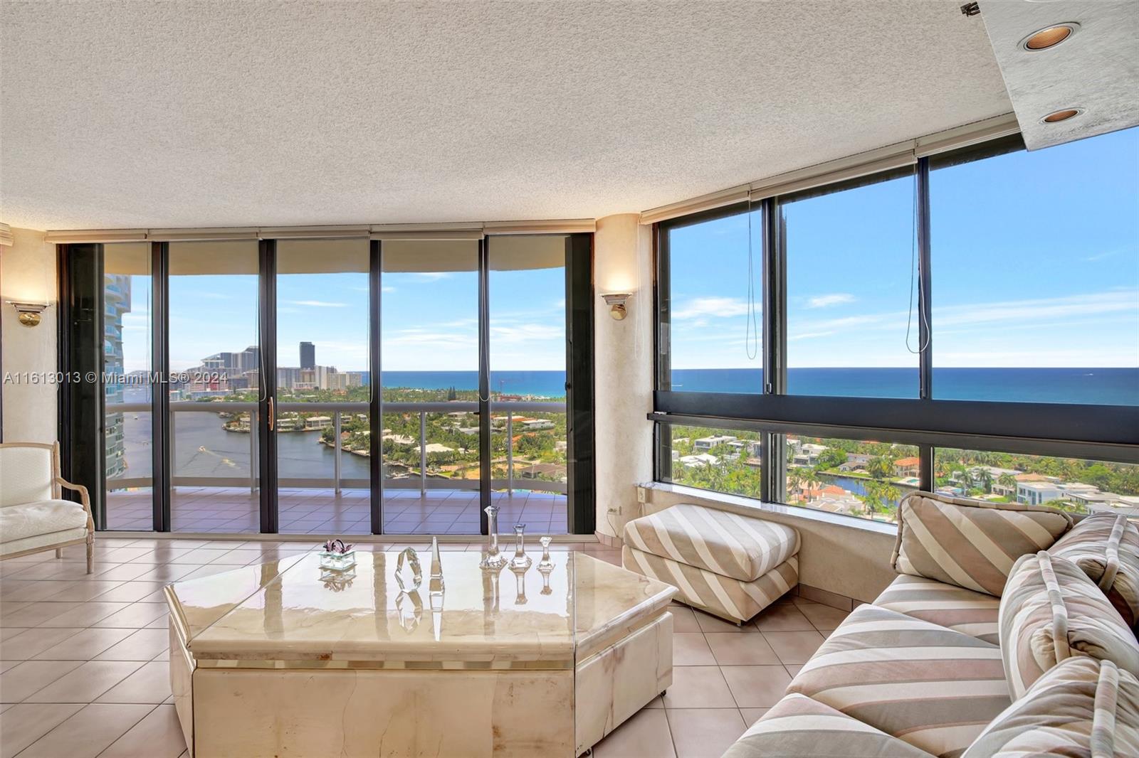 20191 E Country Club Dr # 2206