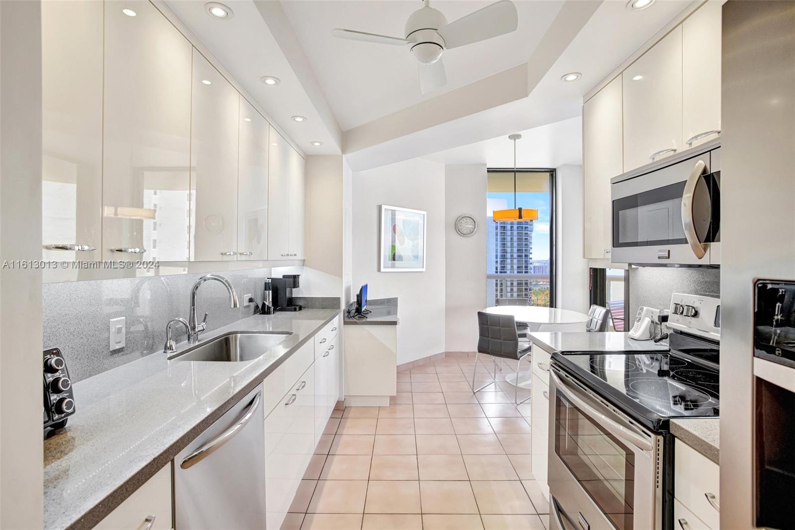 20191 E Country Club Dr # 2206