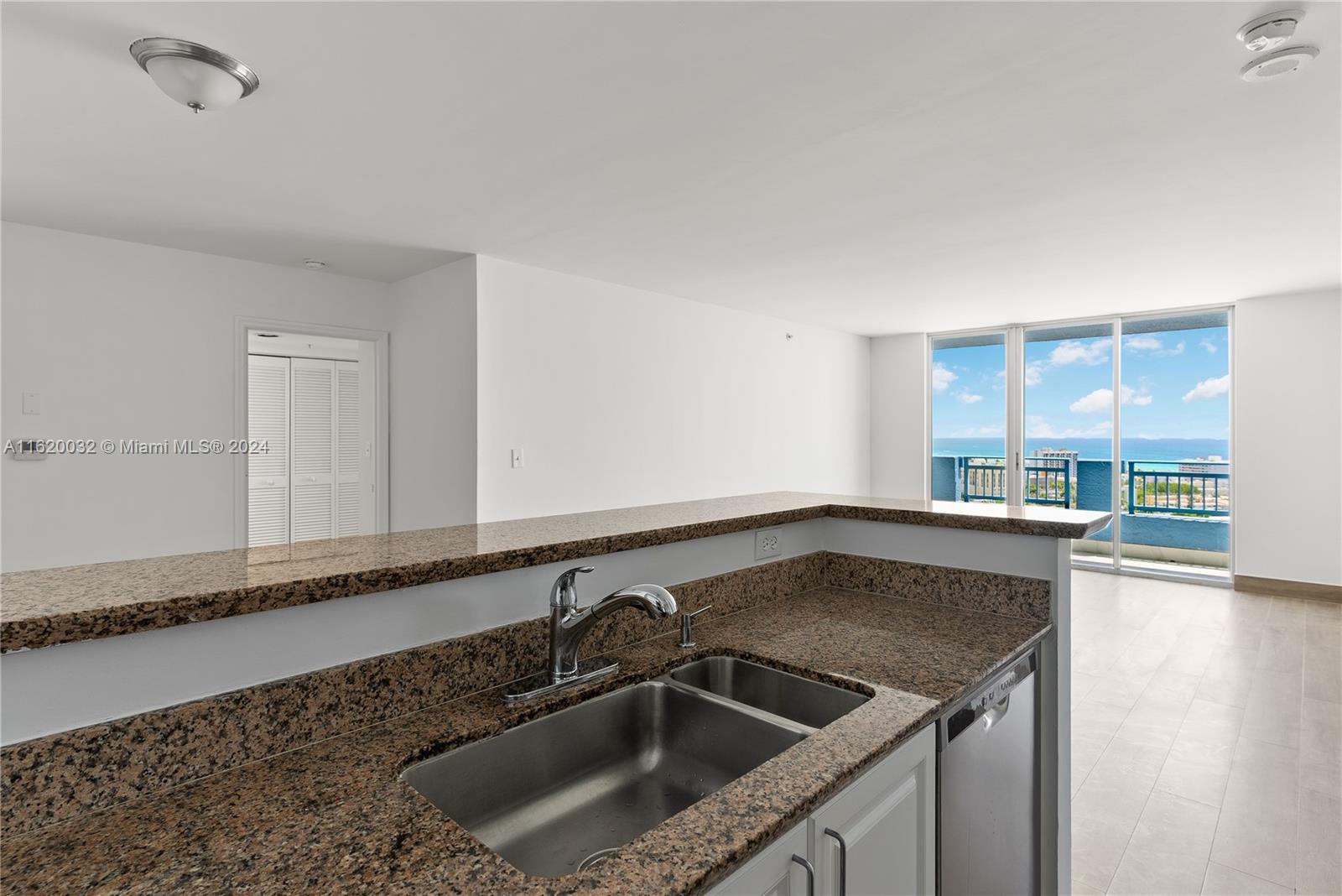90 Alton Rd # 2209