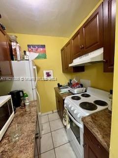 904 NE 164th St