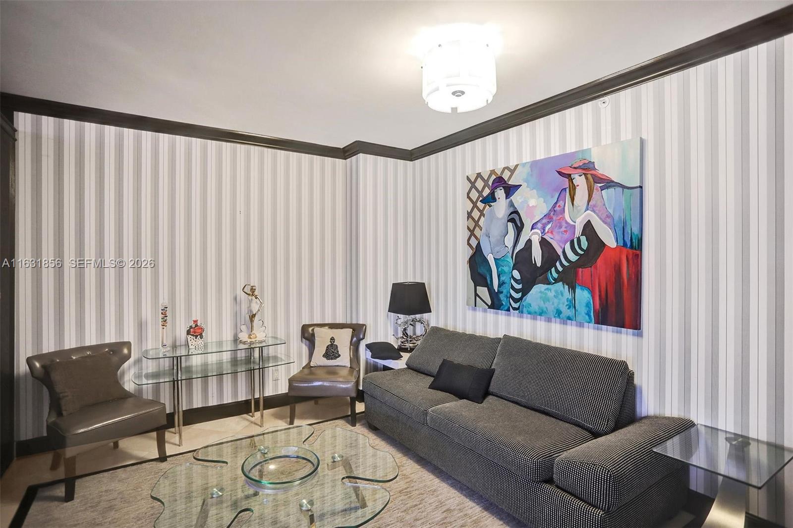 21050 Point Pl # 403