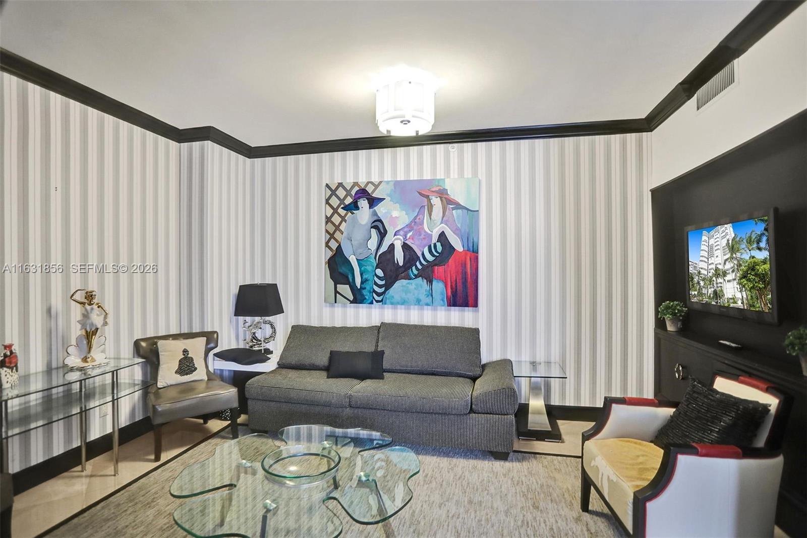 21050 Point Pl # 403