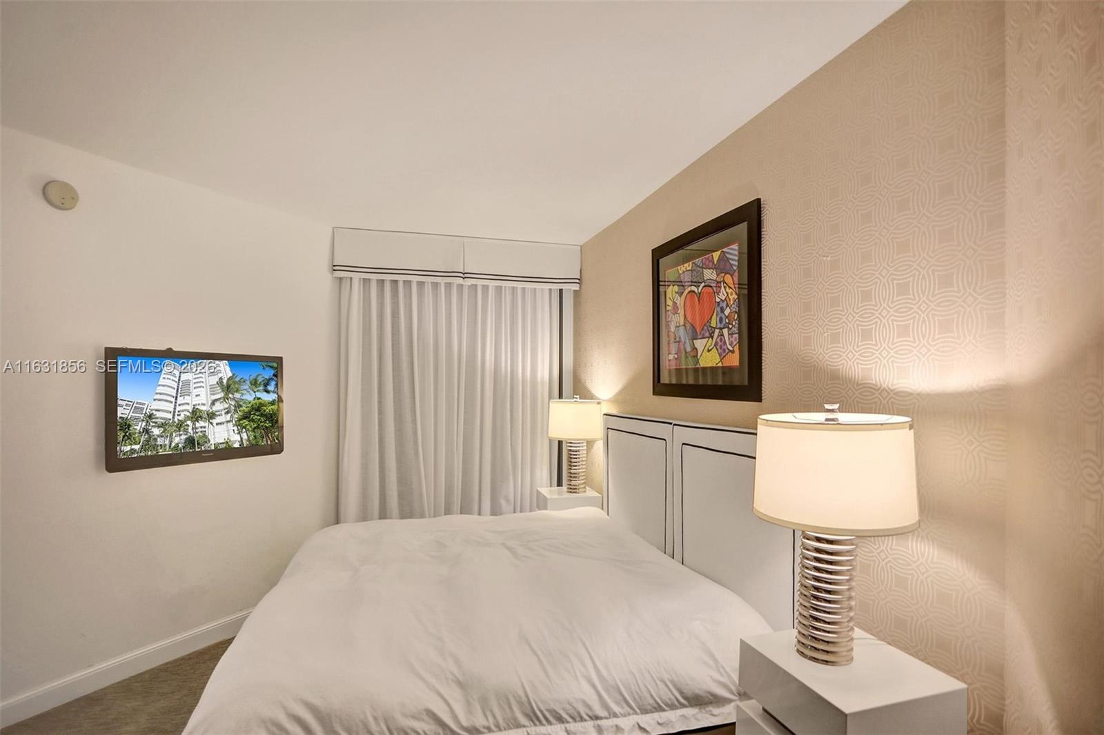 21050 Point Pl # 403