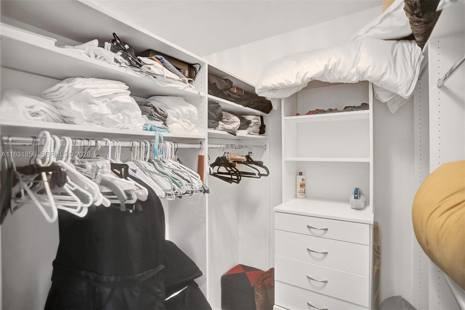 21050 Point Pl # 403