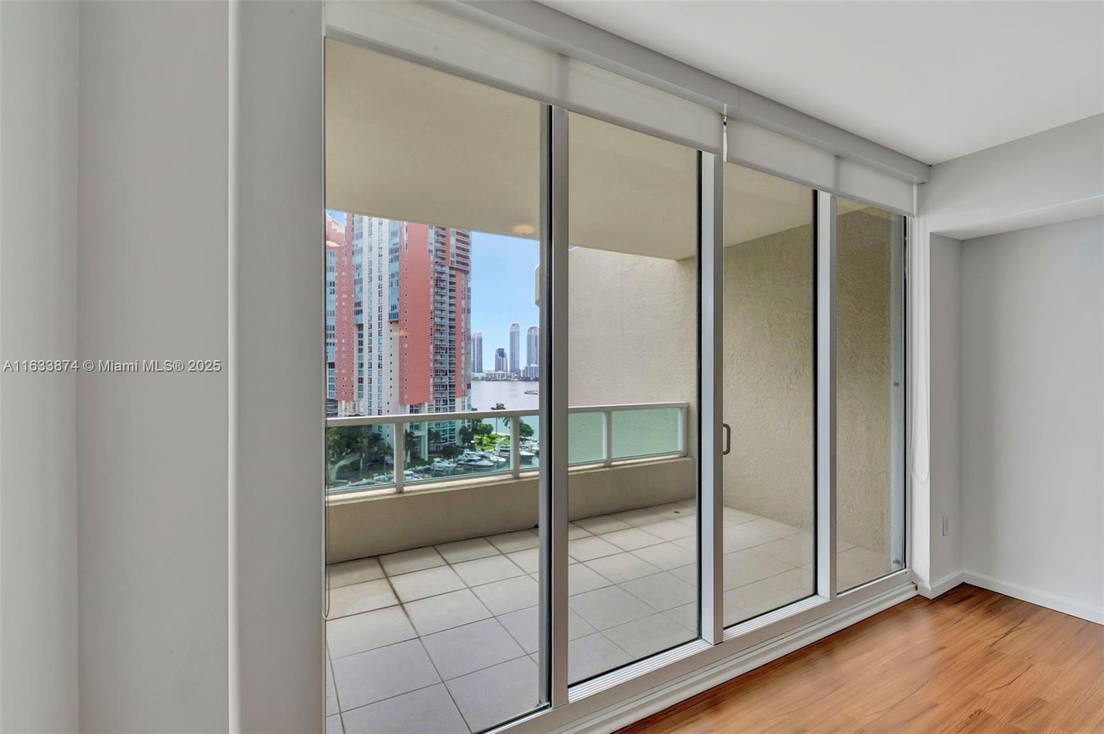 3340 NE 190th St # 1102