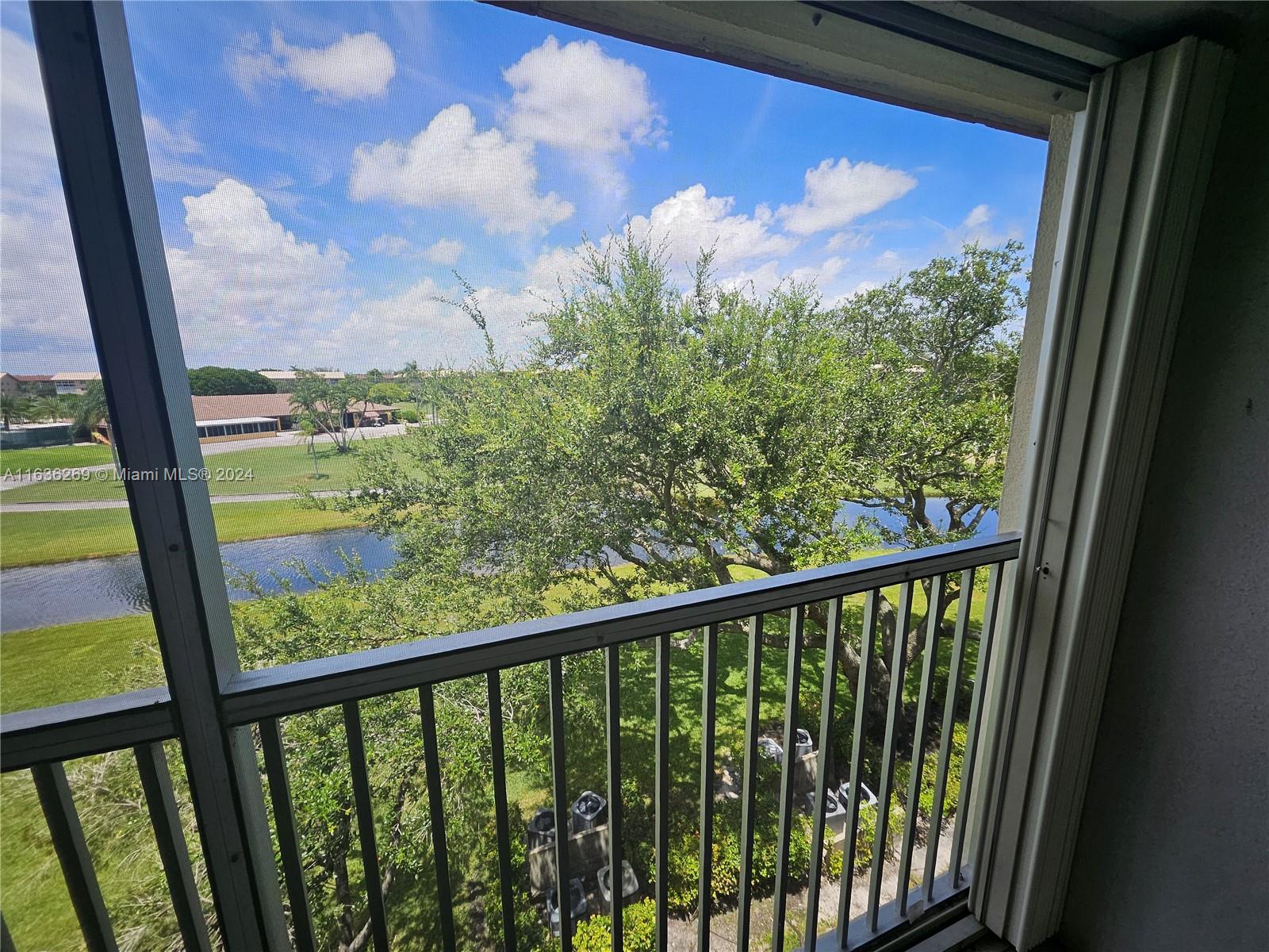 1001 SW 128th Ter # 412B