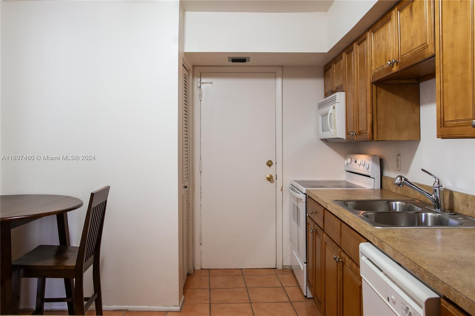 200 Diplomat Pkwy # 325