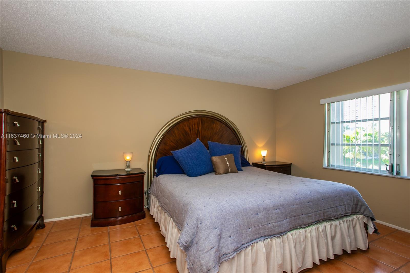 200 Diplomat Pkwy # 325